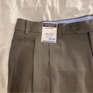 Roundtree & Yorke Men's Pleated Gray Dress Pants 44x29